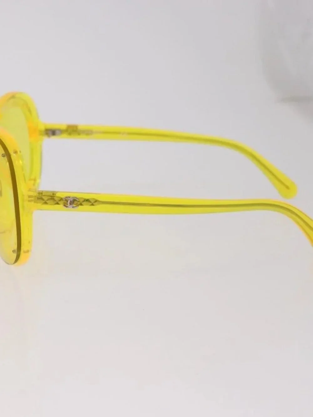 CHANEL Sunglasses Plastic Yellow CC Auth 184281M